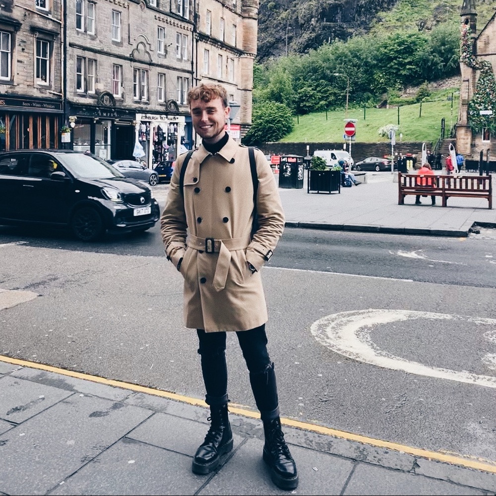 Men’s (short length) trench coat